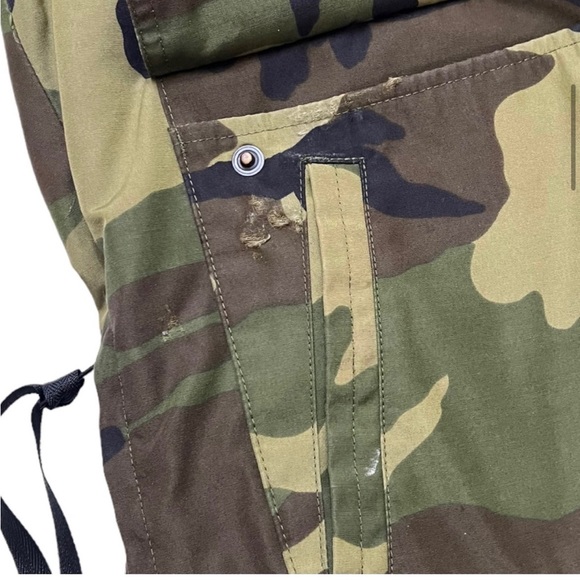Canada Goose Camouflage Jacket - Picture 3 of 14